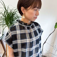 画像4503：シルバーショート｜ハンサムショートハンサムショート|刈上げショート｜シルバーアッシュ｜グレーアッシュ｜
