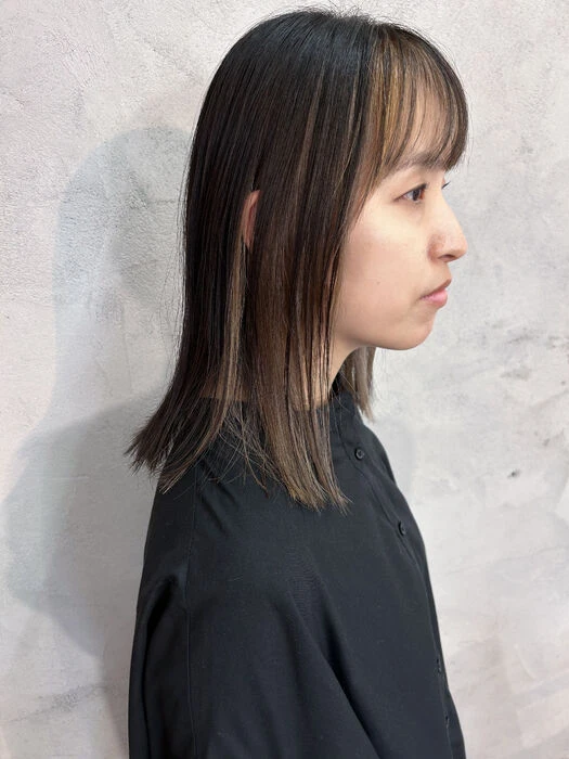 画像4536：シルバーショート｜ハンサムショートハンサムショート|刈上げショート｜シルバーアッシュ｜グレーアッシュ｜