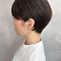 画像4563：シルバーショート｜ハンサムショートハンサムショート|刈上げショート｜シルバーアッシュ｜グレーアッシュ｜