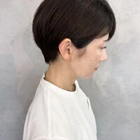 画像4564：シルバーショート｜ハンサムショートハンサムショート|刈上げショート｜シルバーアッシュ｜グレーアッシュ｜