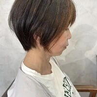 画像4600：シルバーショート｜ハンサムショートハンサムショート|刈上げショート｜シルバーアッシュ｜グレーアッシュ｜