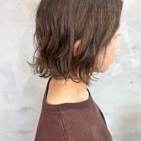 画像4631：ハンサムショート|刈上げショート｜シルバーアッシュ｜グレーアッシュ｜