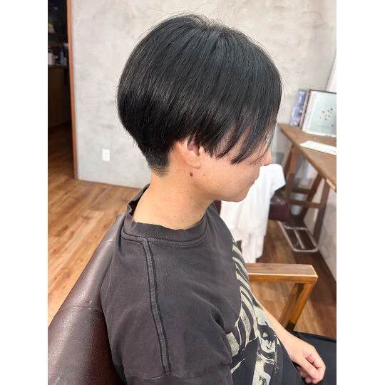 画像4695：刈り上げハンサム女子｜クールショート｜小顔丸みボブ｜豊橋でカットが上手い美容院