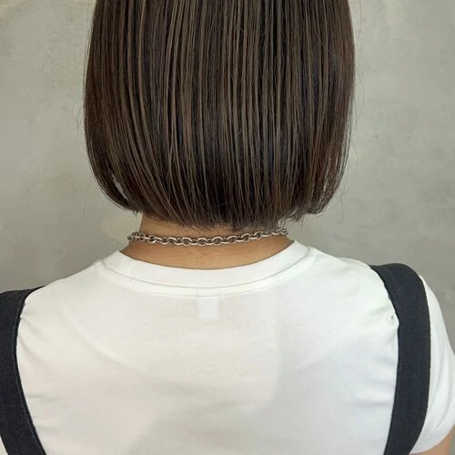 画像4959：シャープワンレングスボブ｜カッコいい大人ボブ｜クールショートボブ