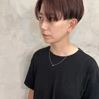 画像4968：ハンサムショート|刈上げショート｜シルバーアッシュ｜グレーアッシュ｜