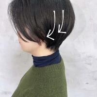 画像4974：ハンサムショート|刈上げショート｜シルバーアッシュ｜グレーアッシュ｜