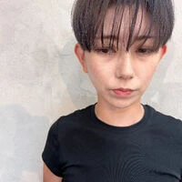 画像5009：ハンサムショート|刈上げショート｜シルバーアッシュ｜グレーアッシュ｜