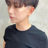 画像5010：ハンサムショート|刈上げショート｜シルバーアッシュ｜グレーアッシュ｜