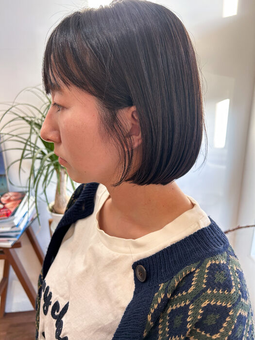 画像5270：シャープなワンレングスボブ｜お手入れ要らずなワンレングスボブ