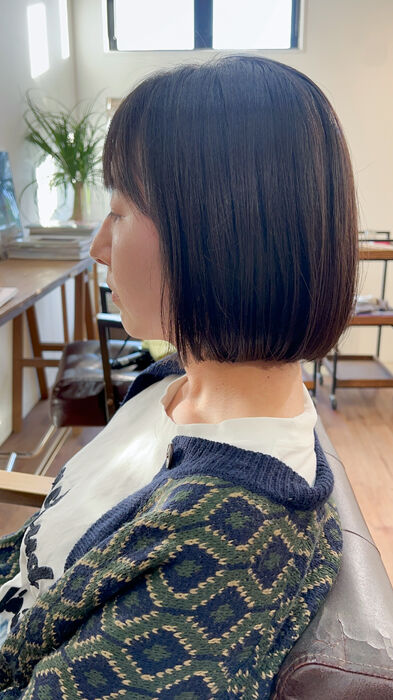 画像5271：シャープなワンレングスボブ｜お手入れ要らずなワンレングスボブ
